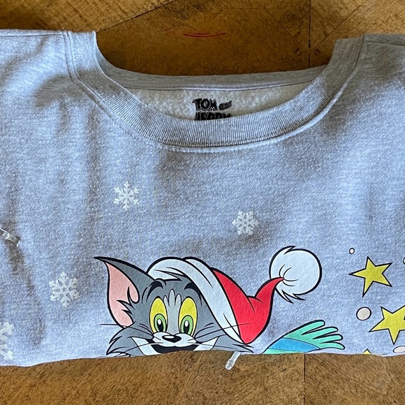 Women’s XL Light Up Tom and Jerry Gray Crew Neck Christmas Sweater - Picture 11 of 11